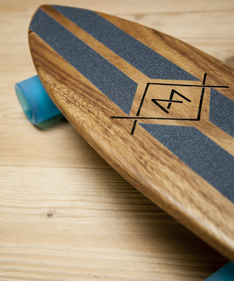 Dagger Skateboard